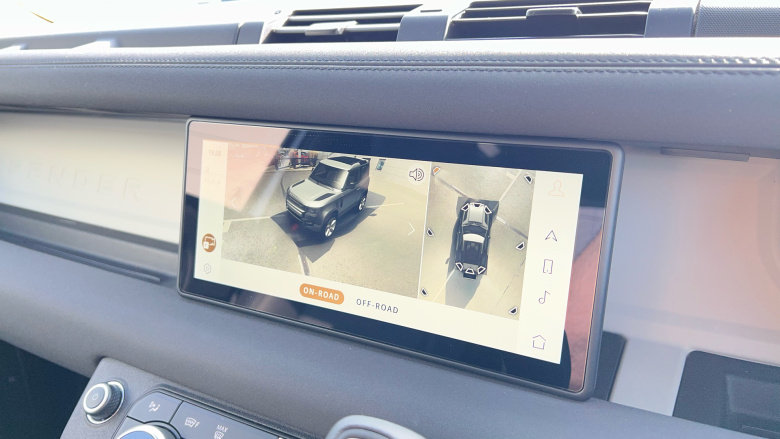 Land Rover Defender 3.0 D250 X-Dynamic SE 90 3dr Auto Diesel Estate